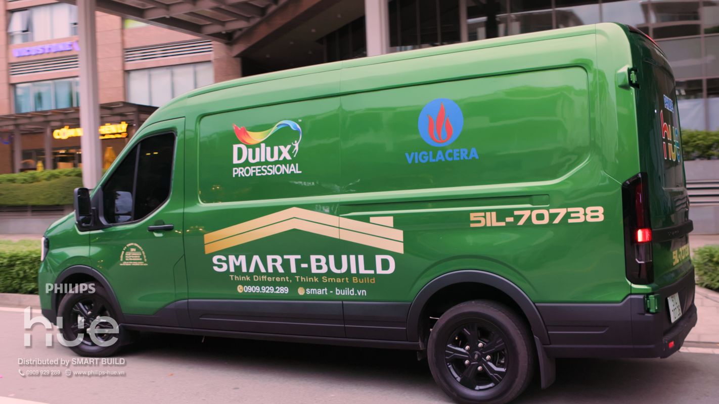 SMART BUILD TRIỂN KHAI PHILIPS HUE MOBILE SHOWROOM: GIẢI PHÁP TRẢI NGHIỆM ÁNH SÁNG NGAY TẠI CÔNG TRÌNH