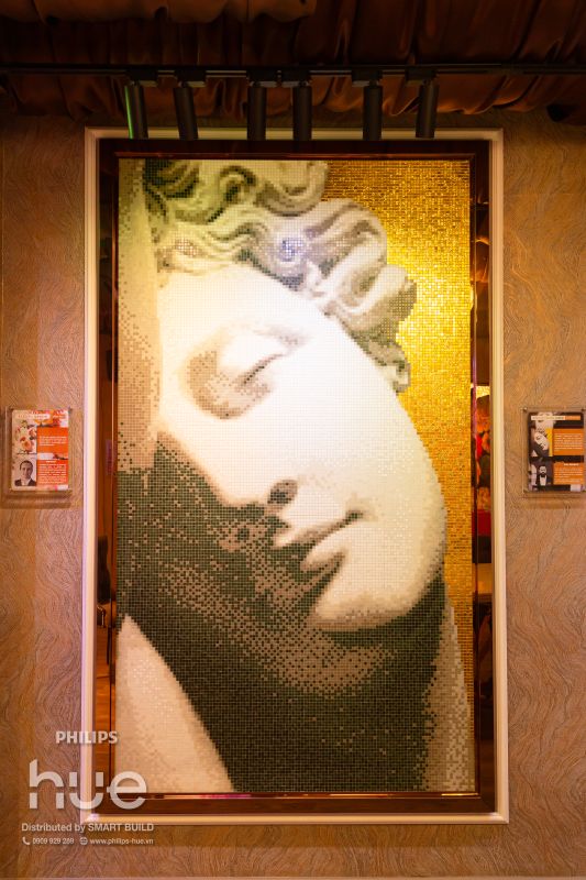 Bisazza – Mỗi viên mosaic là một mảnh ghép cá tính dưới ánh sáng sống động.