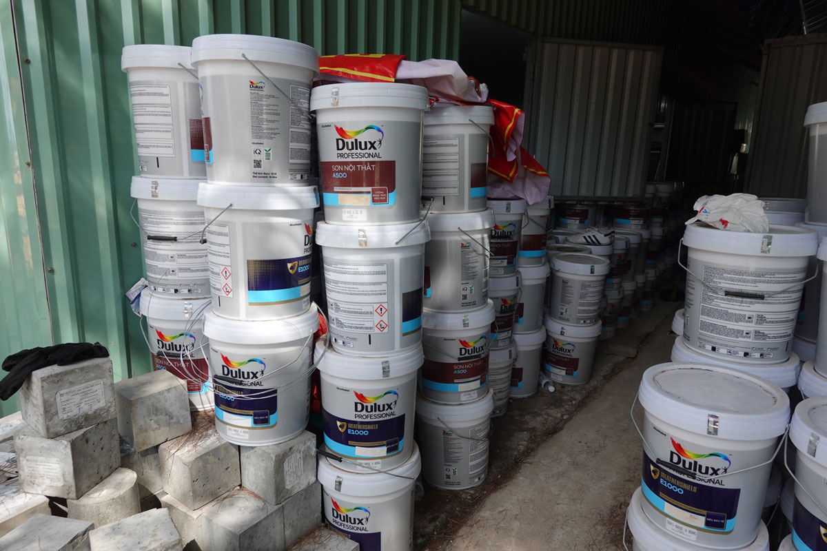Số lượng thùng sơn được bàn giao tại  dự án